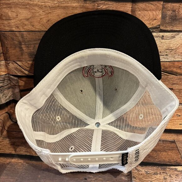 Pirates Skull Crossed Swords Hat Mesh Adjustable SnapBack Baseball Cap Grey - Picture 5 of 7